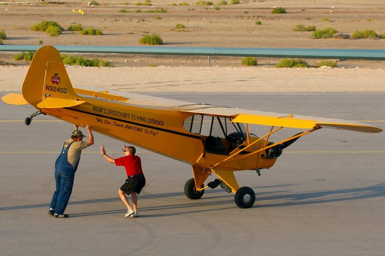 Finding the Right Flying School