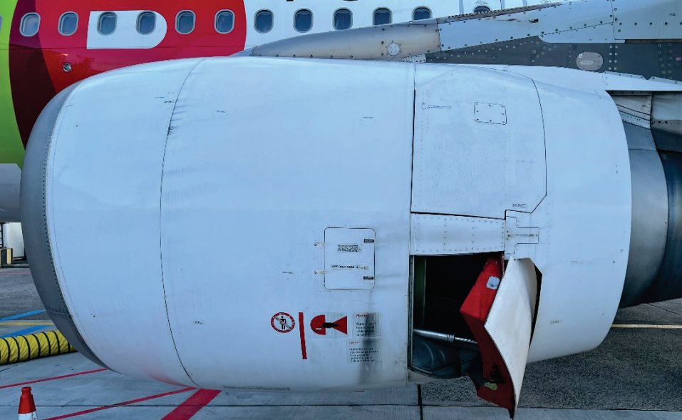 Read more about the article A320 Thrust Reversers Deploy During Go Around